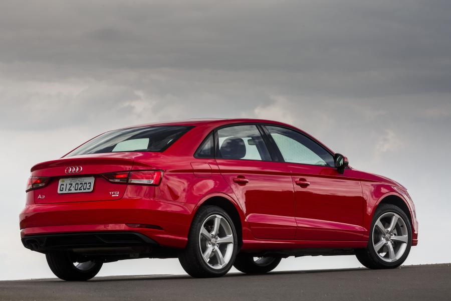  Audi A3 Sedan 1.4 TFSI Flex (8V) 2017 года  (LA) (фото 11 из 19)